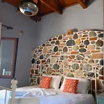Stone And Serenity Holiday home Pilion