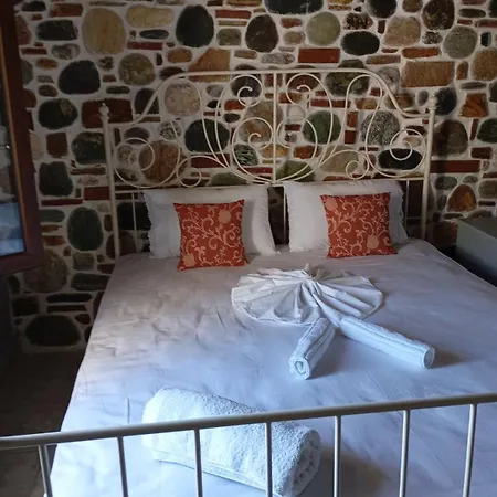 Stone And Serenity Tatil Evi Pelion